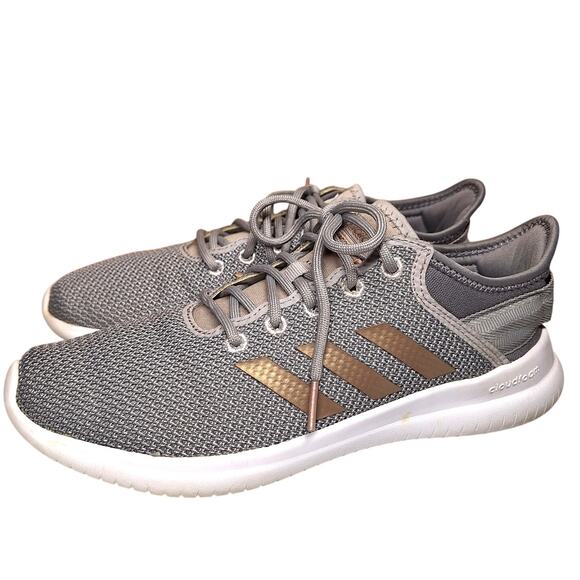 Adidas Women's 7.5 Cloudfoam Qt Racer 2.0 running shoe silver gray white sneaker - Picture 1 of 6